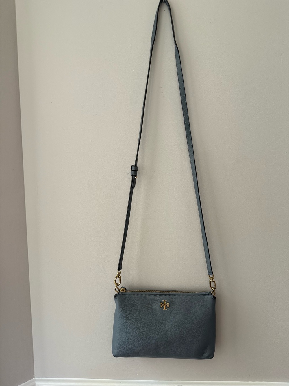 Tory Burch Kira  Blue Pebbled Leather Crossbody with Gold Logo Crossbody Bag